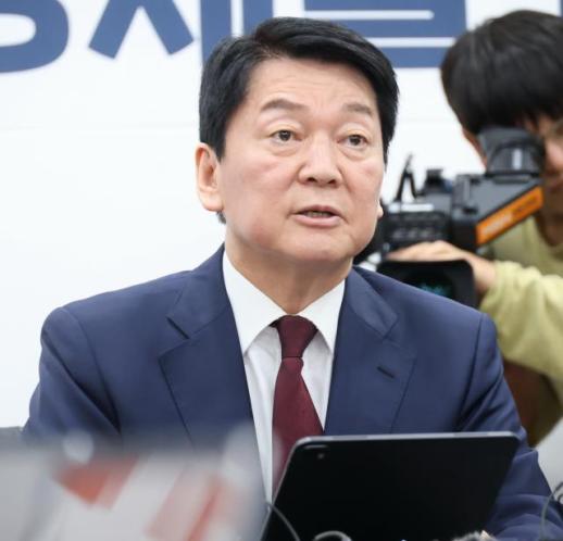 안철수 "한덕수·김문수·한동훈 출마, 이재명 전략에 순응하는 것"