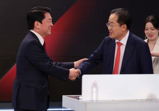 한덕수 차출론에…김·한·홍 "긍정" vs 안 "바람직하지 않다"