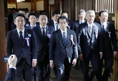 북한, 日 야스쿠니신사 공물·참배에 군국화의 길 비난