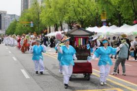 PHOTOS: Nationwide Buddhist celebrations are underway