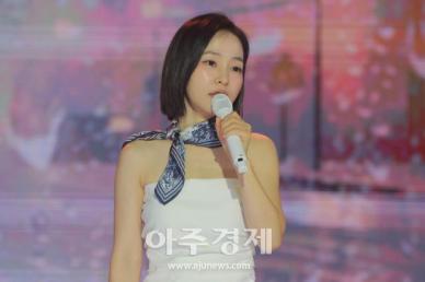 [포토] 홍자, 하루만 더 살다와요 (SBS 더 트롯쇼)