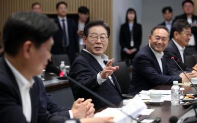 [이마 정치9단] 이재명표 실용주의..."경제 성장 따른 공정 분배" 