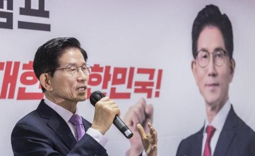 김문수 "최종 후보 확신…반 이재명 빅텐트 필요"