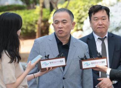 [포토] 정치 브로커 명태균, 검찰 출석