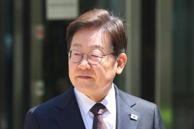 대법, 대선 후보 등록 전 李 결론...법조계 의견 분분 
