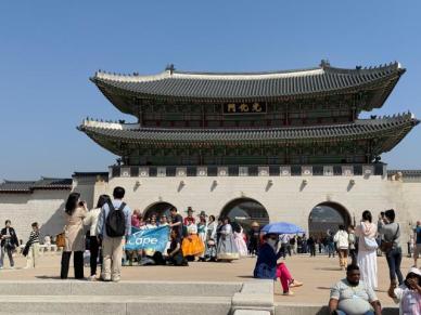 3월 방한 외국인 161만명…코로나19 이전 대비 105% 수준