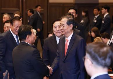 韓 대행 정부, 규제 3400여건 개선…2027년까지 153조 효과 기대