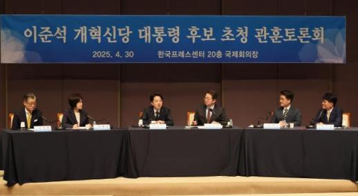 이준석 "단일화 없다…한덕수 출마, 현실성 낮아"(종합)