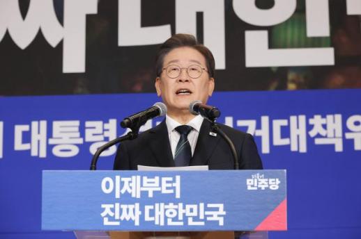 이재명, 경기·강원·경북·충북 경청 투어…노동자 간담회도 진행