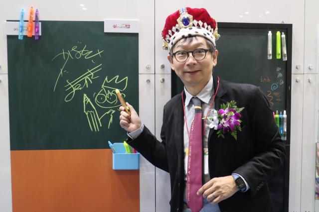 문구왕 타카바타케 마사유키 사진 김호이 기자