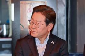 Supreme Court reverses acquittal of top presidential contender Lee Jae-myung