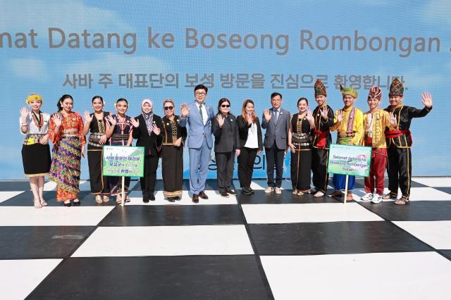 말레이시아 사바주 축제 대표단이 보성통합축제를 방문했다 사진보성군