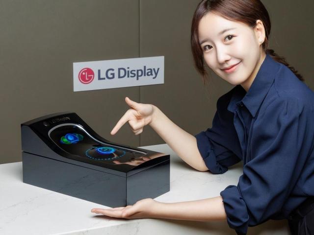 LG디스플레이 차량용 스트레처블 디스플레이 사진LG디스플레이
