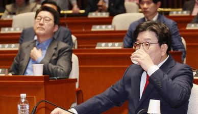 국힘, 단일화 내홍 격화…권영세 김문수, 약속 어길 시 국민 배신