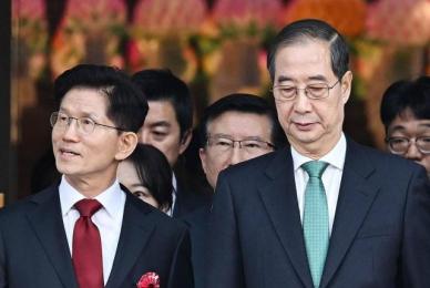 김문수 "내일 오후 6시 한덕수와 단독 만남…당은 단일화 개입하지 말라"
