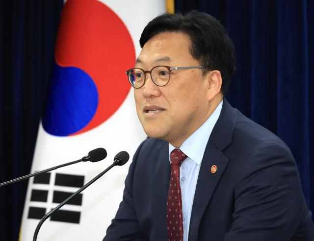 キム・ビョンファン金融委員長「3段階ストレスDSR、首都圏・地方差等適用」