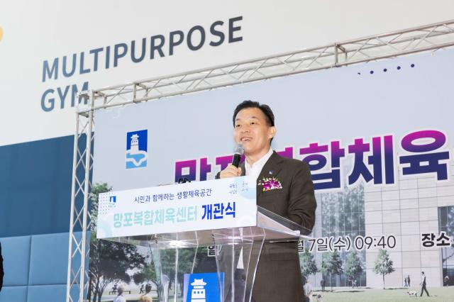 이재준 시장이 인사말을 하고 있다사진수원시