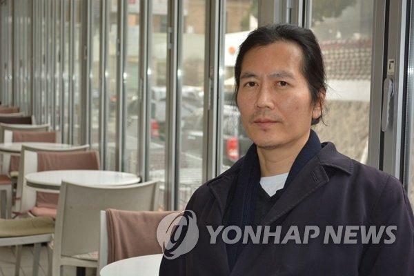 투명사회 번역 출간한 재독 철학자 한병철 사진연합뉴스