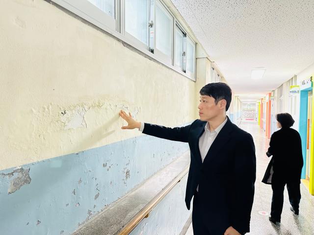 이용창 인천광역시의회 교육위원장 사진인천시의회