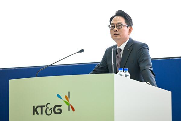 방경만 KTG 사장이 26일 오전 대전 인재개발원에서 열린 제38기 정기 주주총회에서 상정 안건에 대해 설명하고 있다 2025326 사진KTG