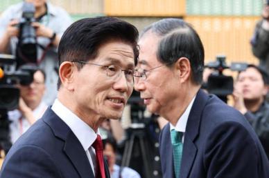 보수 단일화 후보 선호도…김문수 41%, 한덕수 35%