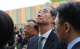 김문수 강제 단일화 불응할 것…의총서 지도부와 충돌