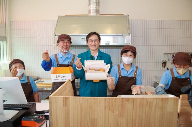 영암군 기찬커피 꽈백최선생사진영암군