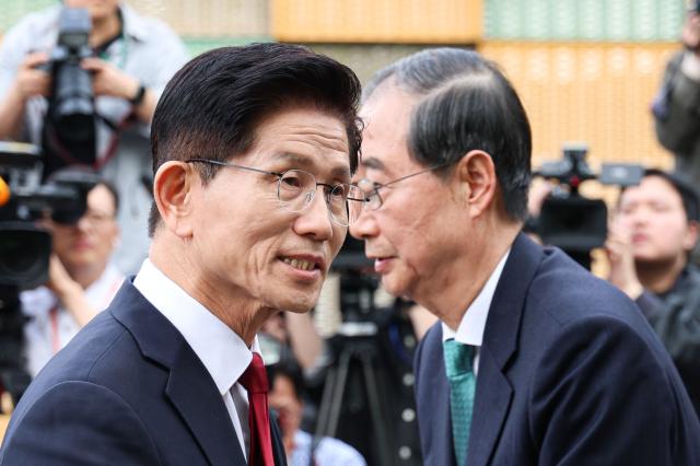김문수-한덕수 사진연합뉴스