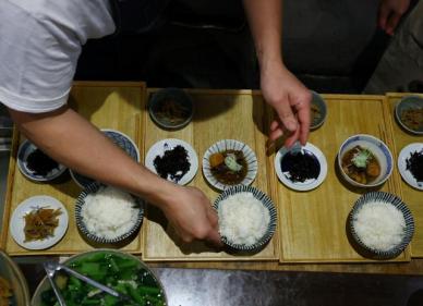 [ASIA Biz] 日 식료품 물가 급등에 요양 시설 직격탄