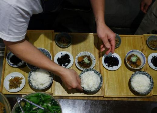 [ASIA Biz] 日 식료품 물가 급등에 요양 시설 직격탄