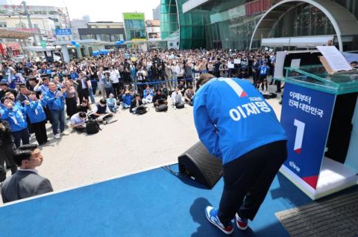 이재명, 대구서 중국·대만 쎄쎄 했다...우리는 그들에게 물건 팔아야
