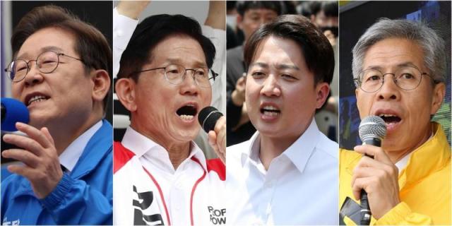 từ trái sang phải Ứng cử viên tổng thống của Đảng Dân chủ Hàn Quốc Lee Jae-myung Ứng cử viên tổng thống của Đảng Quyền lực Nhân dân Kim Moon-soo Ứng cử viên tổng thống của Đảng Cải cách Mới Lee Jun-seok  ứng cử viên tổng thống của Đảng Lao động Dân chủ Kwon Young-guk ẢnhYonhap News