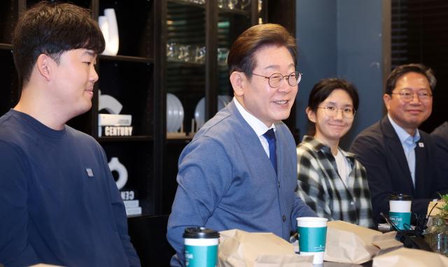 Democratic Party presidential candidate Lee Jae-myung holds a meeting with IT developers on a brown bag session in Pangyo May 12 2025 Jointed Press Corps