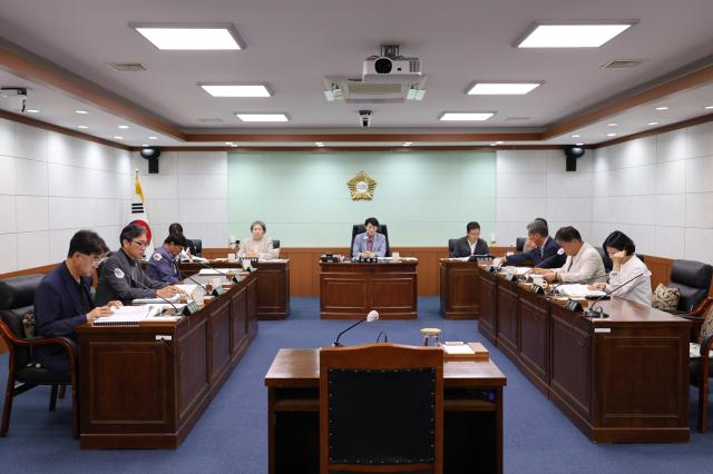 동해시의회가 제352회 동해시의회 임시회 제4차 예산결산특별위원회를 개최하고 있다 사진동해시의회