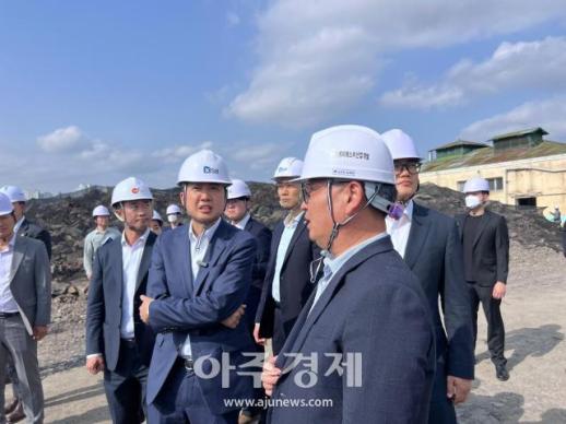 더현대광주 부지 둘러본 이준석 "젊은 세대 문화 유치에 뜻 모을 것"