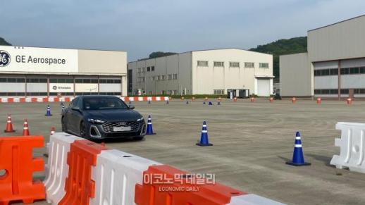 [시승기] 날쎈돌이의 귀환...아우디 더 뉴 A5, 부드러움과 안정감이 더해지다