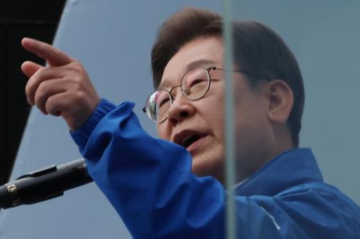 이재명 "국민의힘, 이젠 보수 참칭도 안해…대놓고 극우 외쳐"