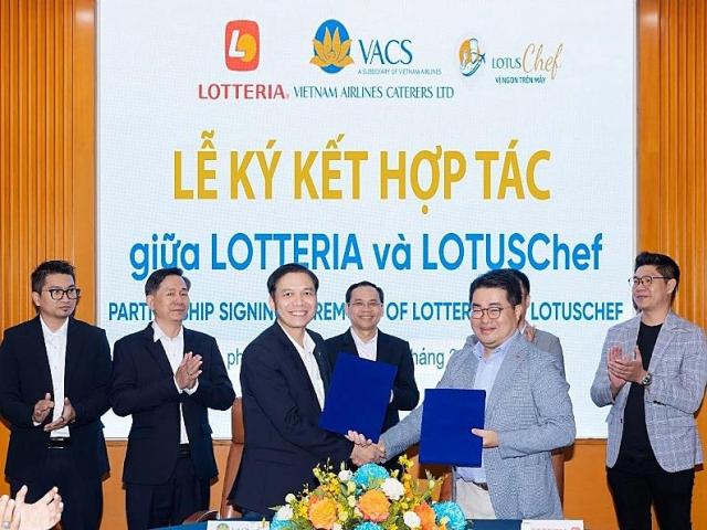 베트남 롯데리아와 베트남항공케이터러스VATC 간 협력협정 체결식 사진베트남통신사
