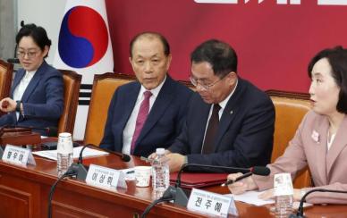 국민의힘, "이재명 '시로코' 방문 의혹...불법 유흥업소 정황 증언 나와" 