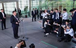 이시바, 쌀 사본 적 없다던 농림상 경질…"후임엔 고이즈미 전 환경상 유력"