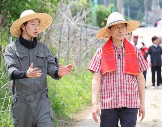 김문수 "단일화, 이준석 좋아하는 방법으로…모든 가능성 열겠다"