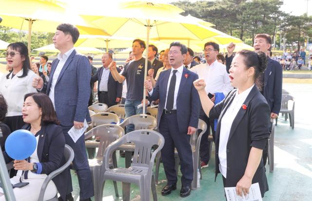 광양시가 지난 18일 광양시민광장에서 5·18민주화운동 제45주년 기념식을 열고 개최했다 사진광양시