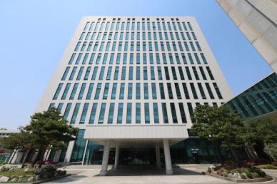 檢 도이치 재수사팀, 김건희 여사 첫 강제수사...휴대전화 확보