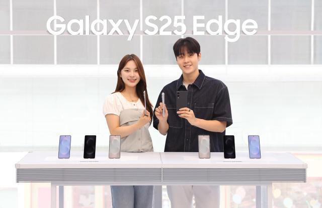 サムスン電子、超スリムフォン「ギャラクシーS25エッジ」韓国発売