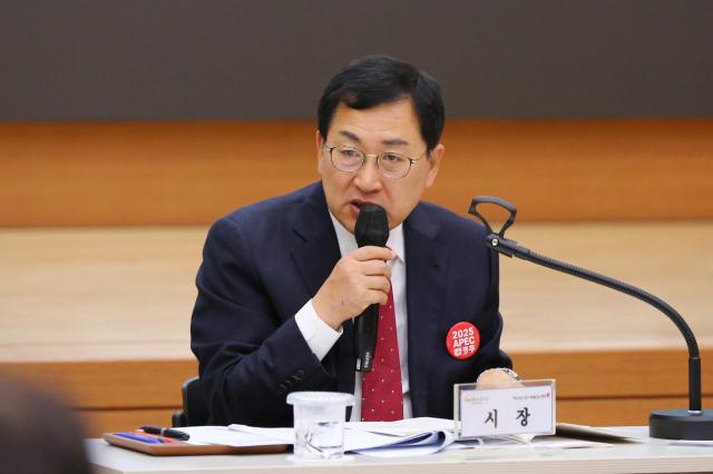 주낙영 경주시장이 지난 22일 정부서울청사에서 열린 제7차 APEC 정상 회의 준비위원회에 참석했다 사진경주시