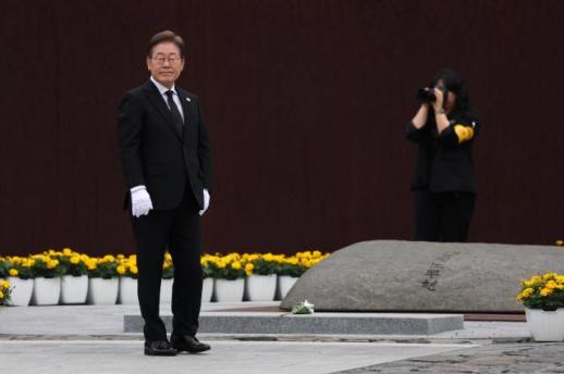 이재명 "헌정질서 회복 중요...국민 주인 진짜 대한민국 만들 것"