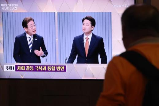 이준석 "양쪽 껍데기 청산하고 새 세대가 미래 책임질 시간"