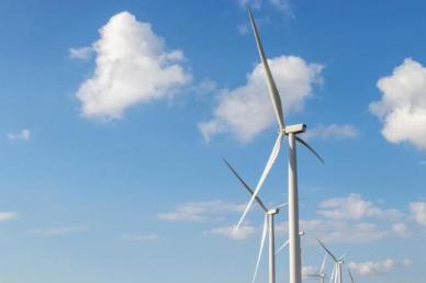 산업부, 상반기 풍력 1250MW·태양광 1000MW 경쟁입찰…안보요소 강화