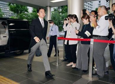 [ASIA Biz] 기대? 불안? 쌀 반값 배수진 친 日고이즈미에 쏠리는 시선…선거 향방 가르나