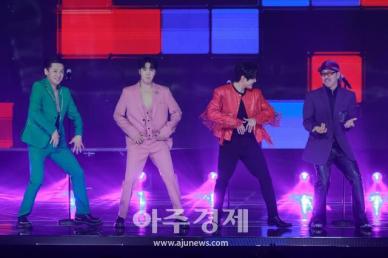 [포토] 누나 수호대, 토요일은 밤이 좋아 (더트롯쇼)